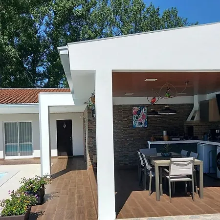 Hébergement de vacances One Bedroom House With Private Pool Enclosed Garden And Wifi At Marco De Canaveses