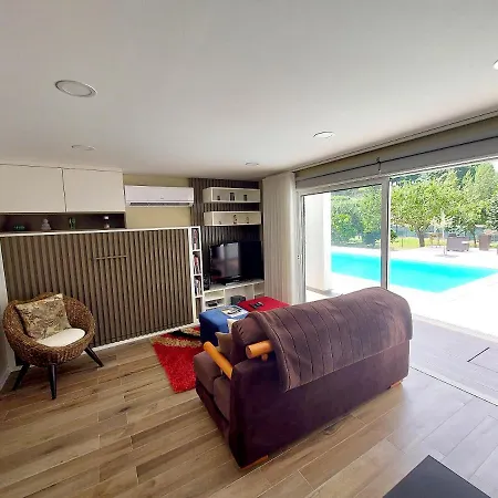Hébergement de vacances One Bedroom House With Private Pool Enclosed Garden And Wifi At Marco De Canaveses Marco de Canavezes